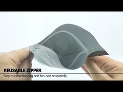 Poche debout pour emballer la feuille d'épices